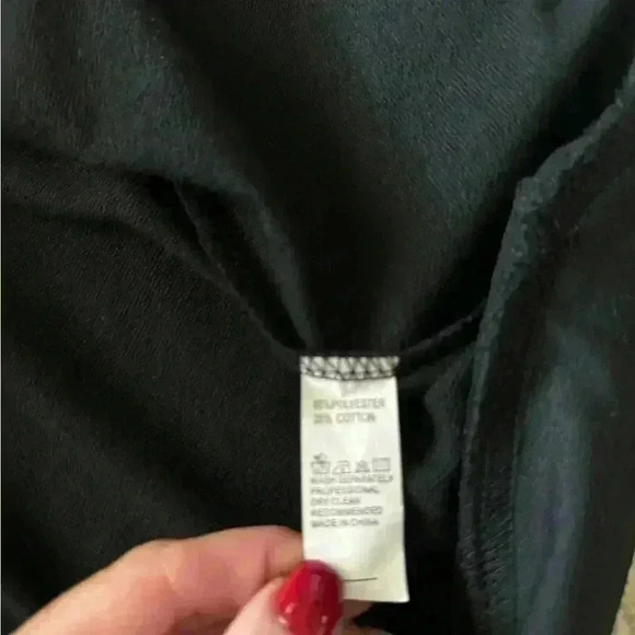 Halloween black sweatshirt size Medium - Picture 4 of 7